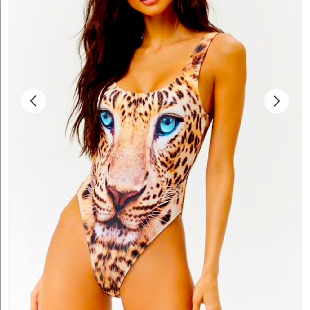 COPY - Cheetah swimsuit